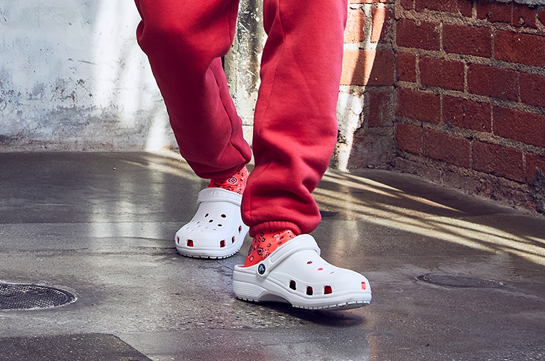 10001-100_CLASSIC_CLOG_CROCTOBER_FH20_OF_ADAM_0164_1_ Collection – Genuine Crocs Sandals for Sale