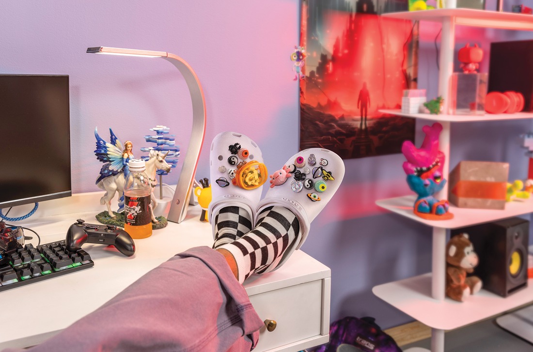 S3_2024_Self-Expression_Knee-Down_10001-100_0081 Collection – Genuine Crocs Sandals for Sale